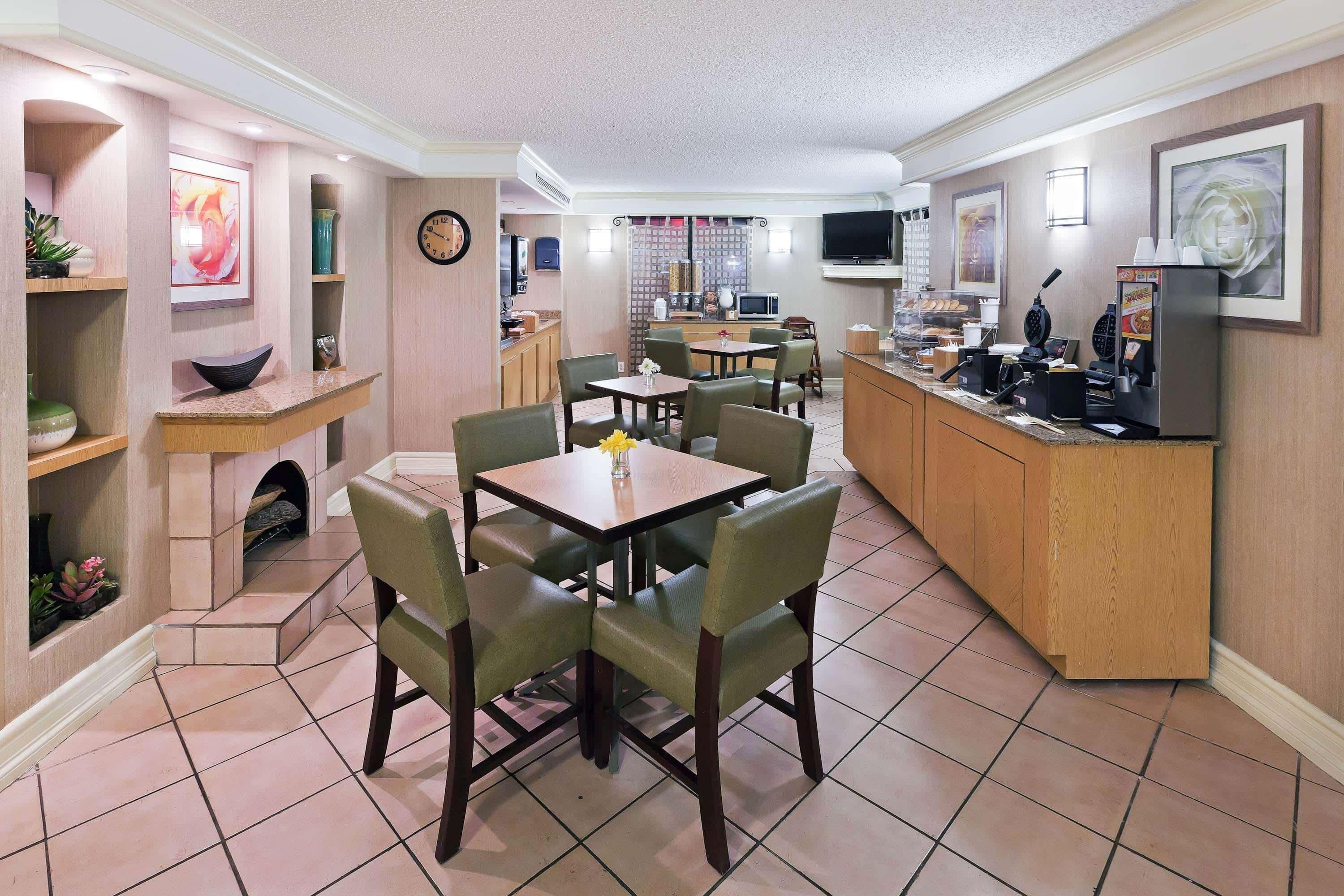 La Quinta Inn By Wyndham Amarillo Mid-City Buitenkant foto