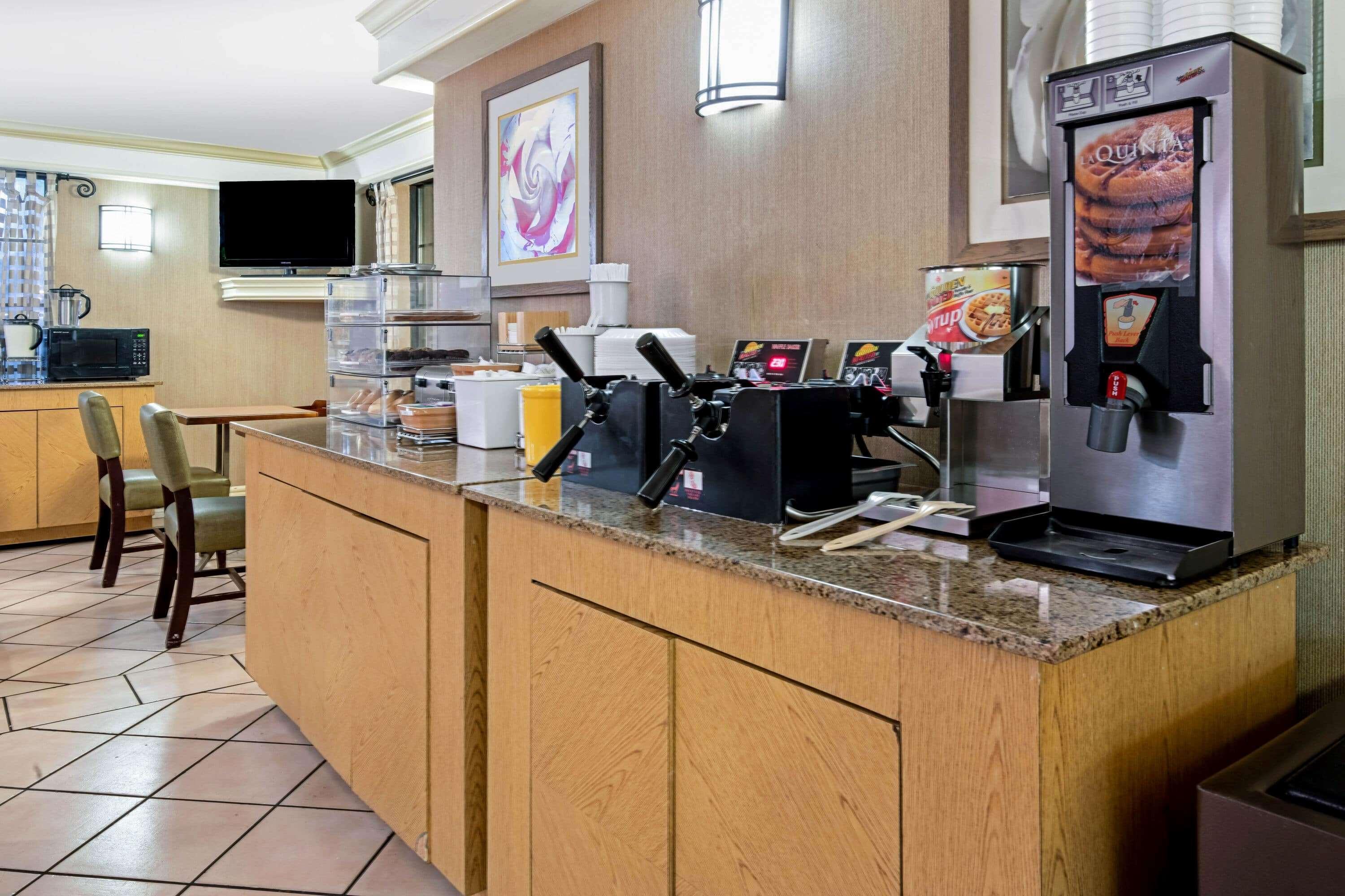 La Quinta Inn By Wyndham Amarillo Mid-City Buitenkant foto